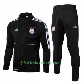 FC Bayern Mnichov Teplákové Soupravy 2017-18 Černá